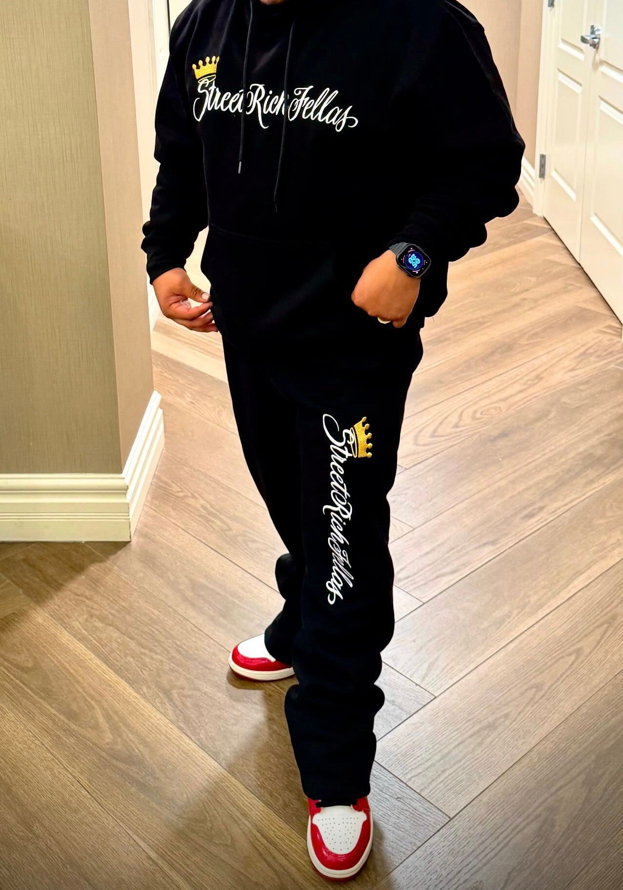 Embroidered Bottom Flare sweats 🔥